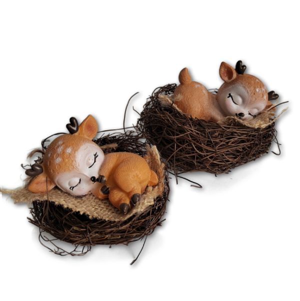 feher-pofis-pihengeto-ozike-feszekben-keramia-figura feher-pofis-pihengeto-ozike-feszekben-keramia-figura